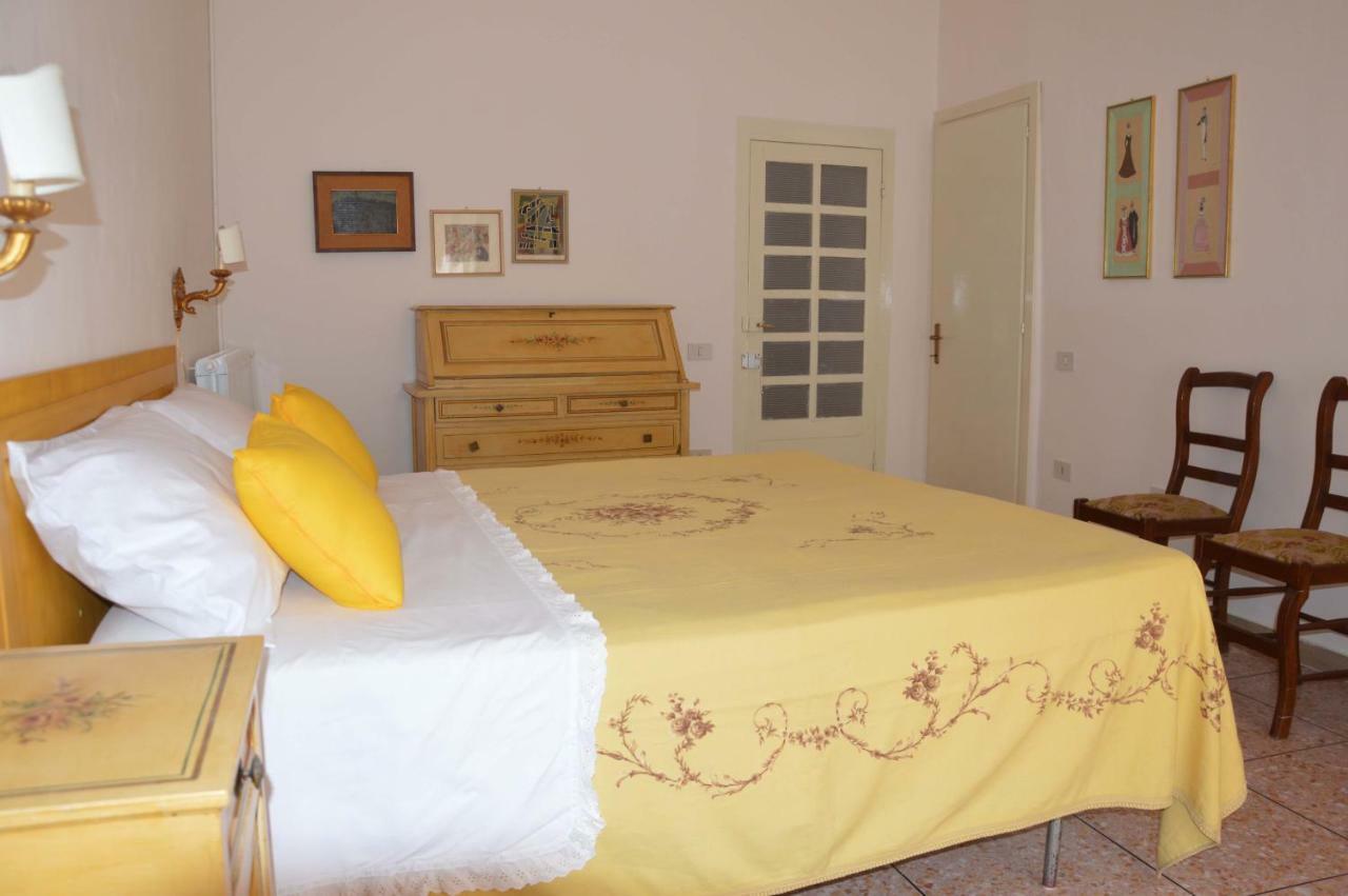 Casa Ciri Bed&Breakfast Foligno Exterior foto